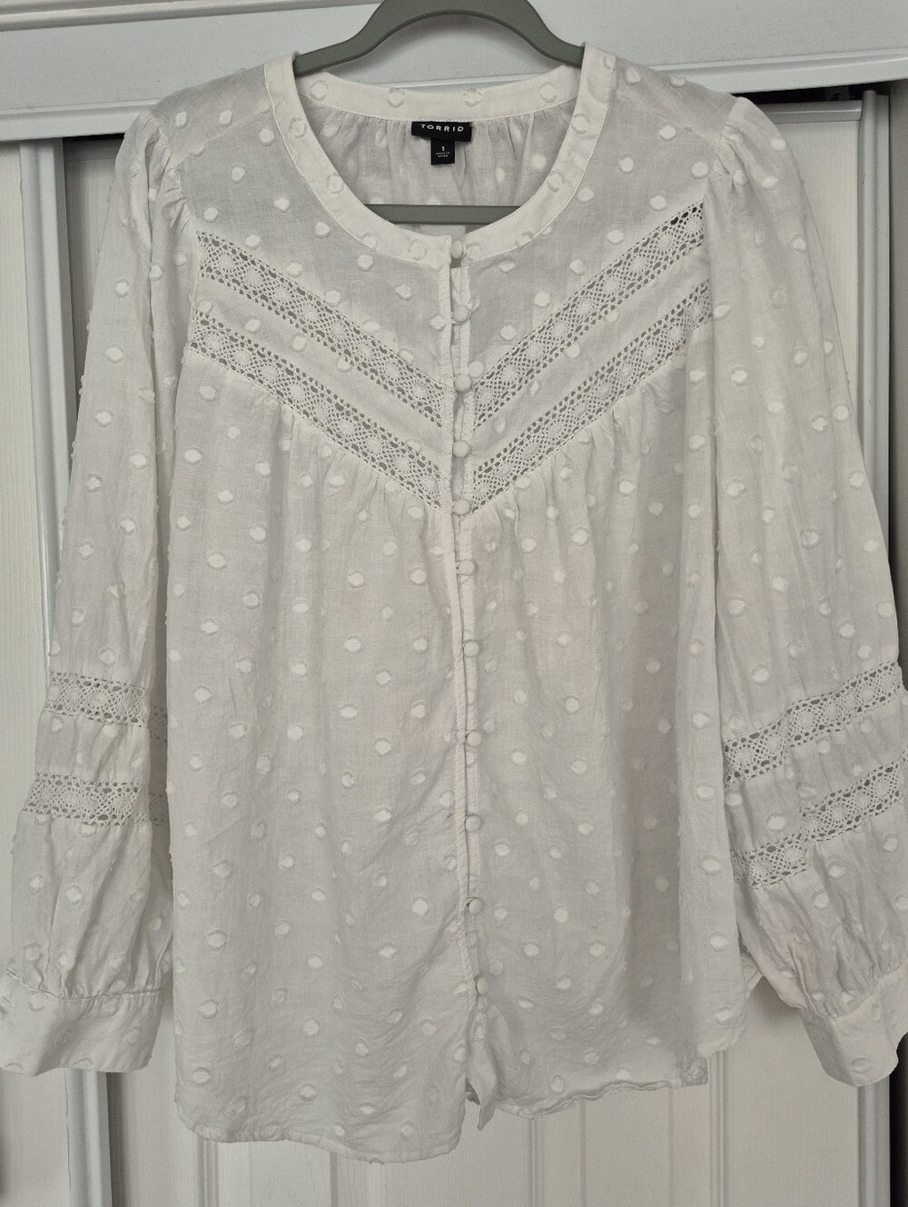 torrid White Swiss Dot Lace-Trim Button Front Blouse SIZE 1